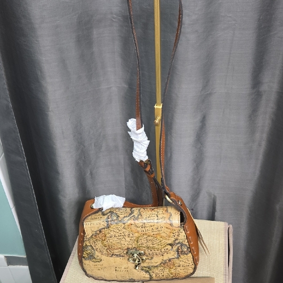 Patricia Nash Tan and Brown Map Print Shoulder Bag - Picture 3 of 16